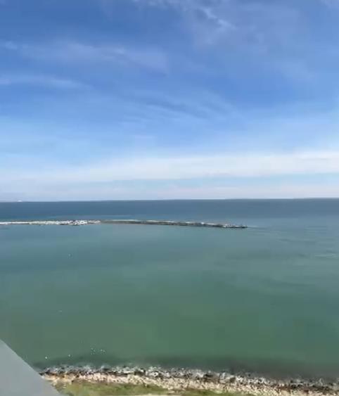 Apartament de vanzare in Constanta FRONTAL la Marea Neagra