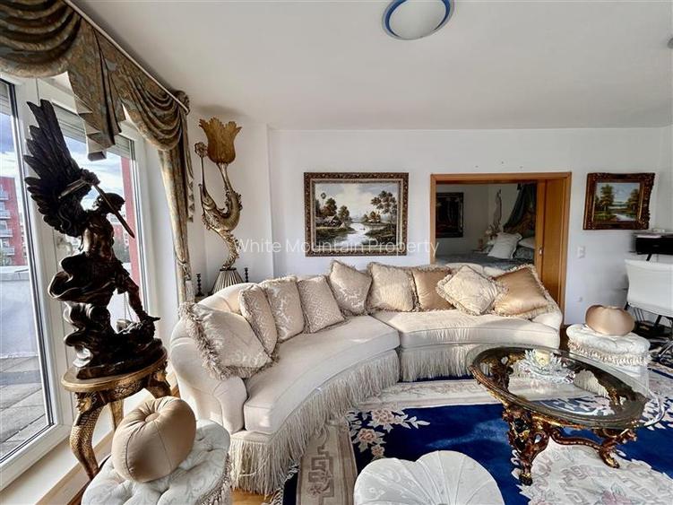 Penthouse rar cu 80 mp de terase și priveliște – Avantgarden Brasov