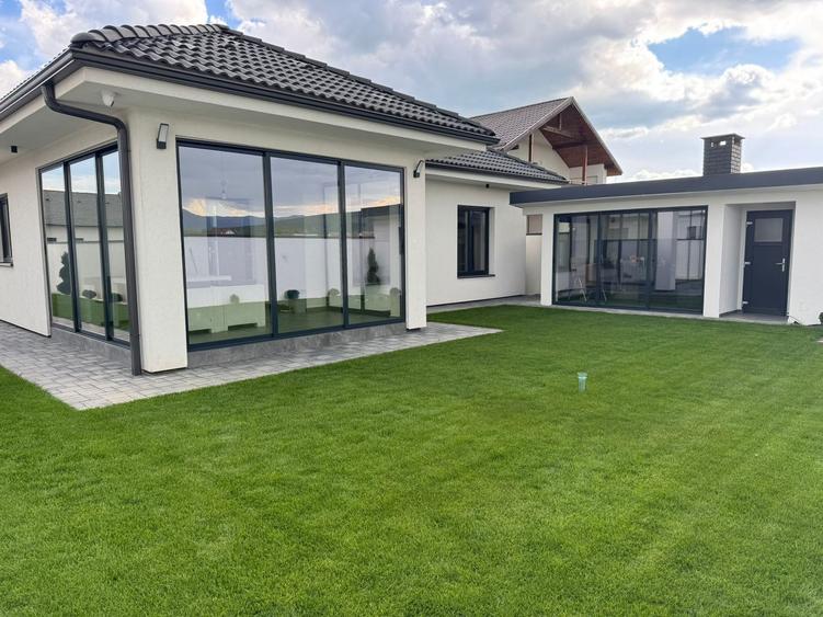 Casă modernă, 4 camere, 118 mpu, terasa, curte, Micesti, Alba Iulia