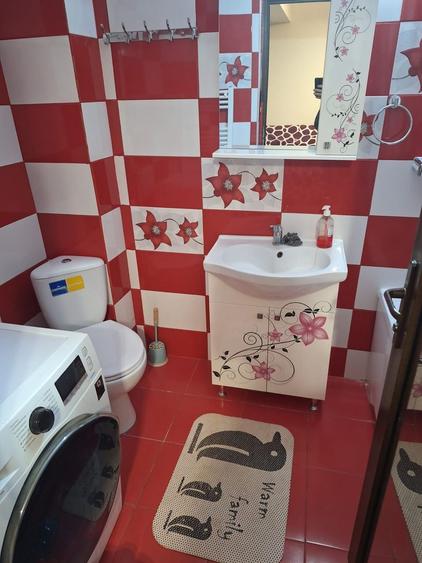 VIVO GARSONIERA LIBERA CU LOC DE PARCARE INCLUS 31 MP PRET 75000 EURO