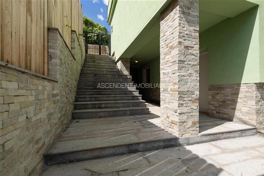 Vila exclusivista, aspect modern in eleganta prezentare, Central, Brasov - 28