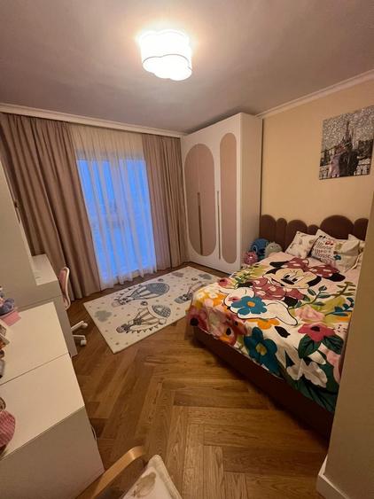3 CAM MOBILAT SI UTILAT ULTRAMODERN CU TERASA ZONA TRAPEZULUI