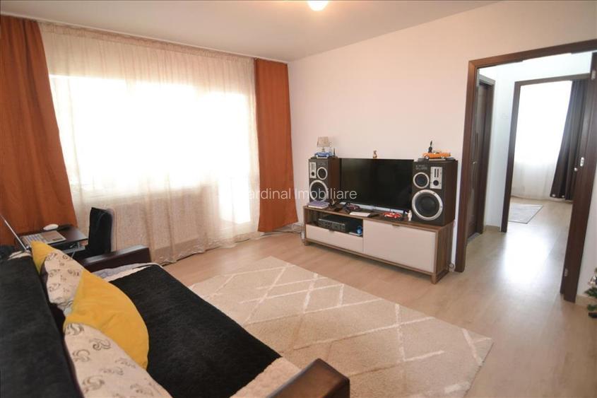 Inchiriere apartament  2 camere 50 mp utili, Gemenii - 12