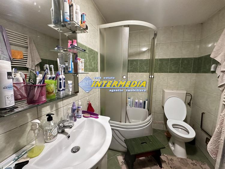 Casa cu 3 camere  in Cetate la asfalt cu 1176 mp Teren - 15