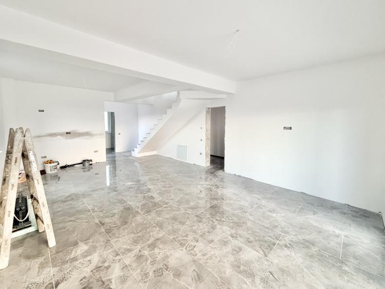Duplex cu 3 camere si 2 bai - Mosnita - zona noul Lidl