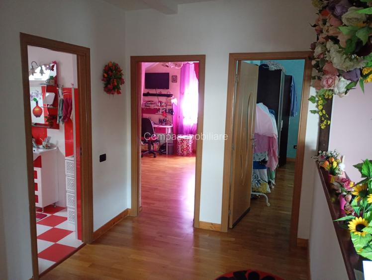 Casă cu venit din chirie, în buricul târgului – locuință + spațiu comercial - 5