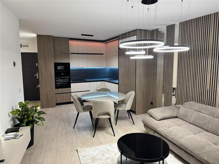 Inchiriere apartament 3 camere, Record Park, Semicentral, Cluj-Napoca
