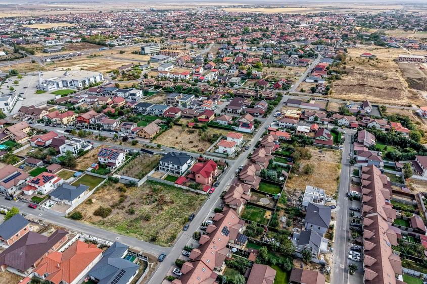 Teren de vânzare | Via Carmina | Str. Cassia
