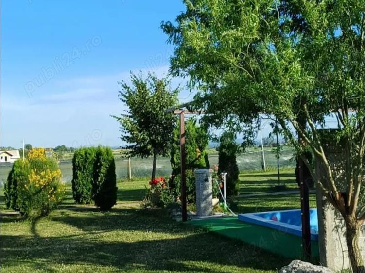 De vanzare vilă duplex