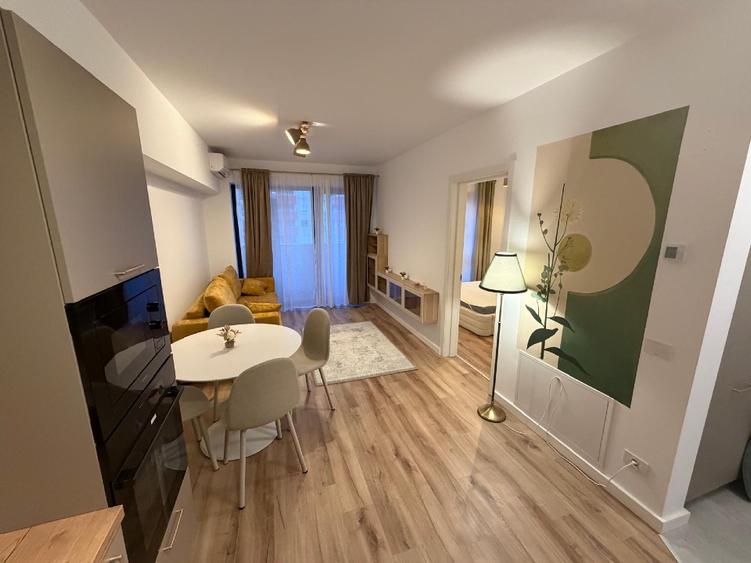 De inchiriat apartament nou 2 camere
