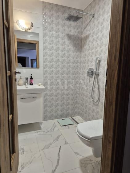 Apartament modern cu 4 camere, zona Minerva.