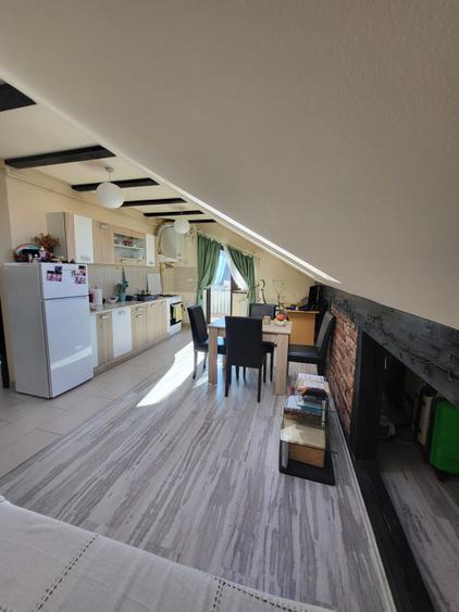 Apartament de 2 camere, 45mp, balcon, zona Intre Lacuri