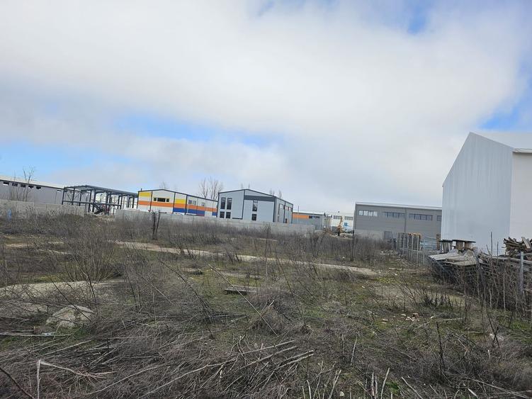 2500 mp teren industrial stradal Popesti Leordeni