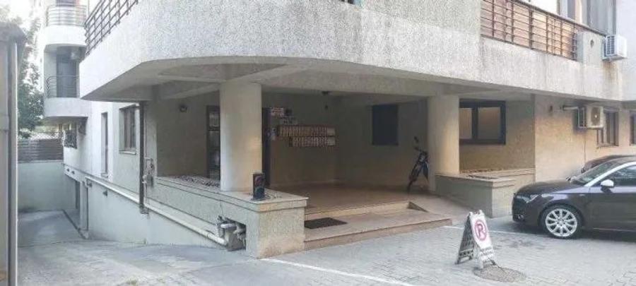 Vand apartament deosebit, Baneasa, zona Ioan Ionescu de la Brad.