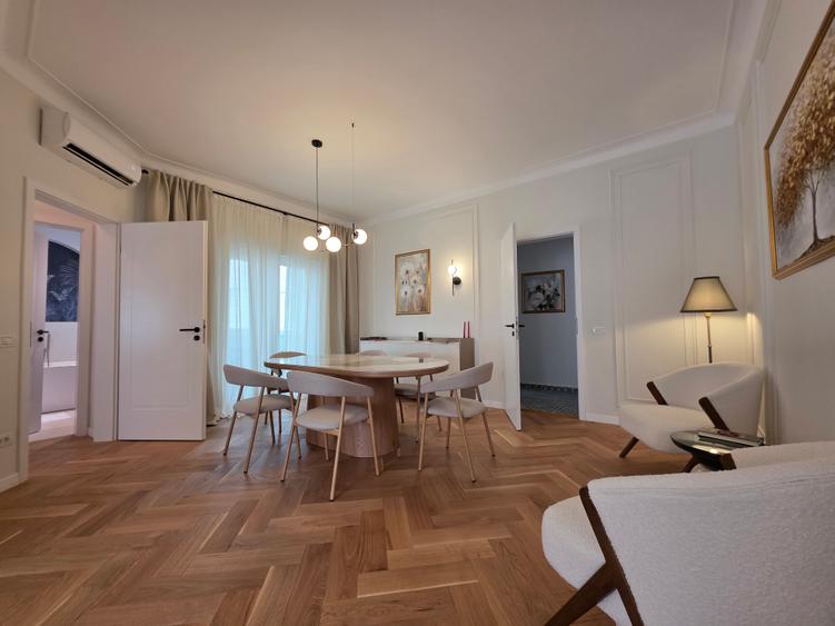 Apartament cu 3 camere de inchiriat in zona Piata Romana