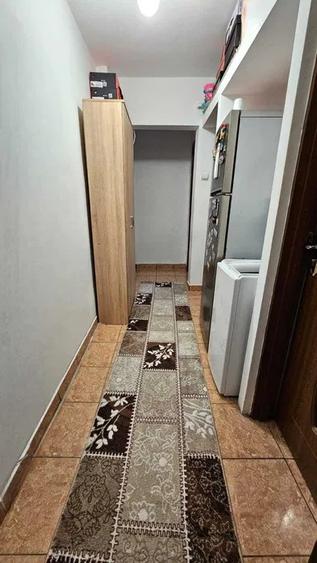 Apartament cu 3 camere, etajul 3/4, zona Alexandru cel Bun