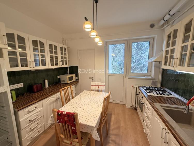 Apartament la parter ideal birou in Plopilor - 5