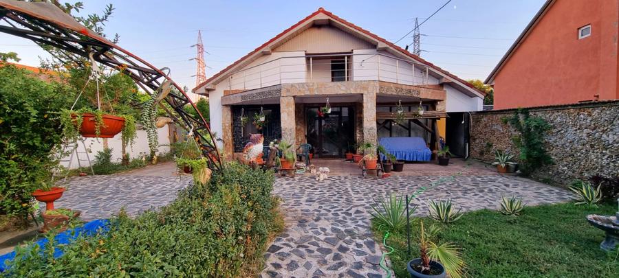 Casa, 170 mp, teren 1400 mp, zona Bariera Valcii