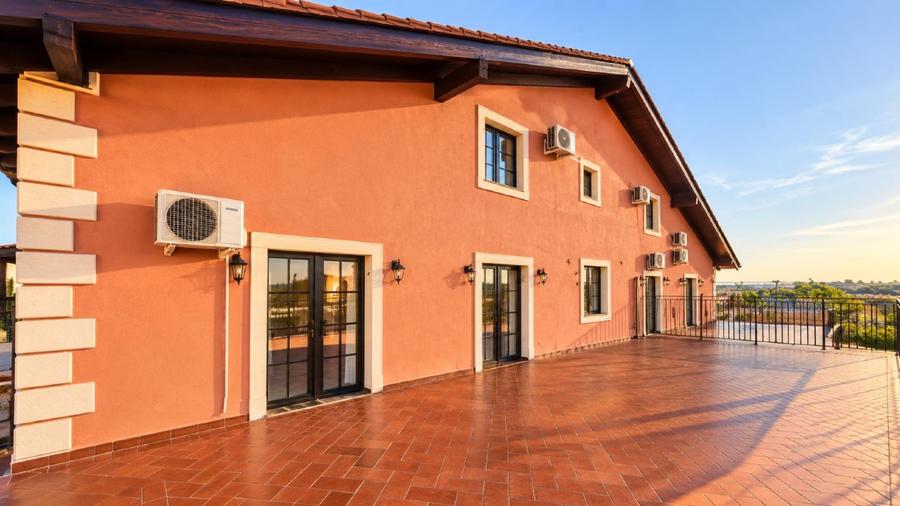PENTHOUSE DUPLEX DEOSEBIT – ZONA TOSCANA