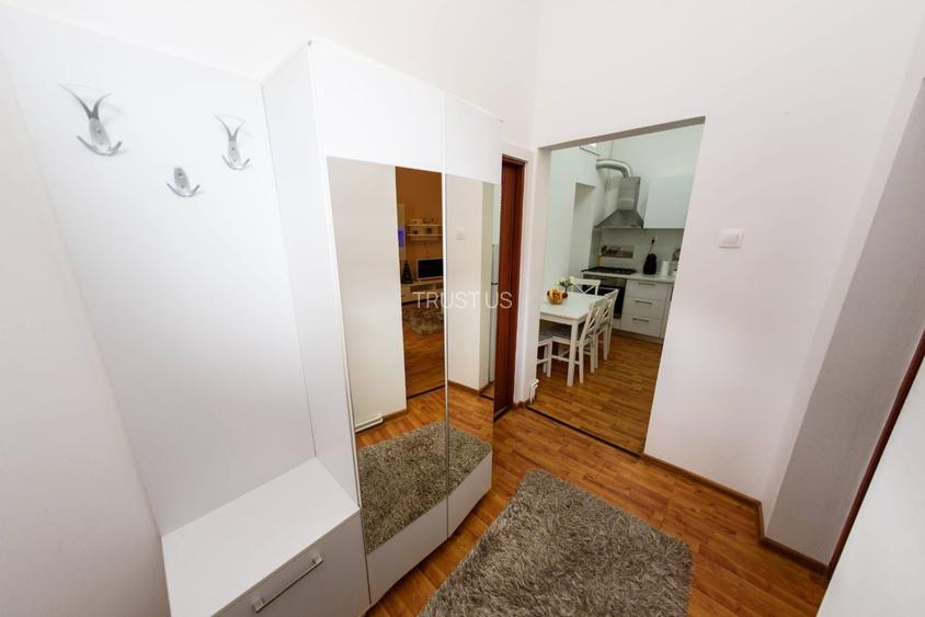 Comision 0% Apartament 3 camere + 2 băi + debara + boxă – Piața Unirii