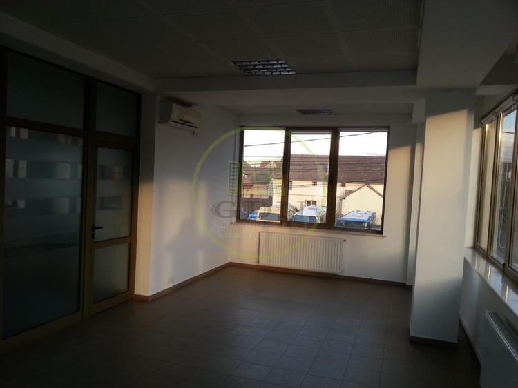 De închiriat spațiu birouri 70 mp – etaj 1, Calea Dumbrăvii