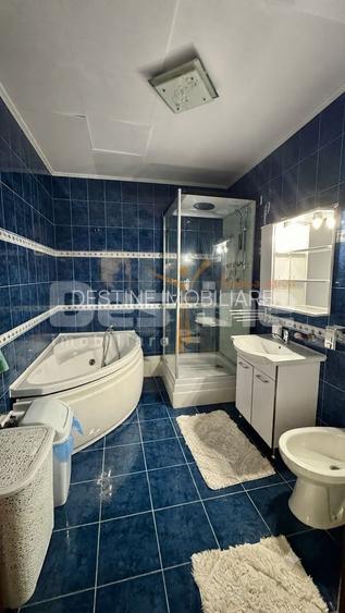 Casa spatioasa cu teren de 800 mp, Muntenii de Jos - 5 camere - 24
