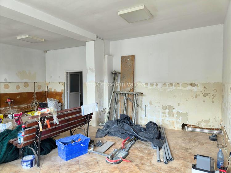 SPATIU COMERCIAL DE INCHIRIAT IN CALIMANESTI - 12