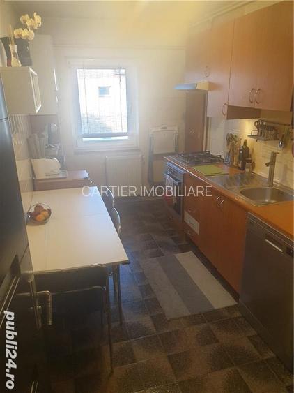 Vand apartament 4 camere Centrul Civic