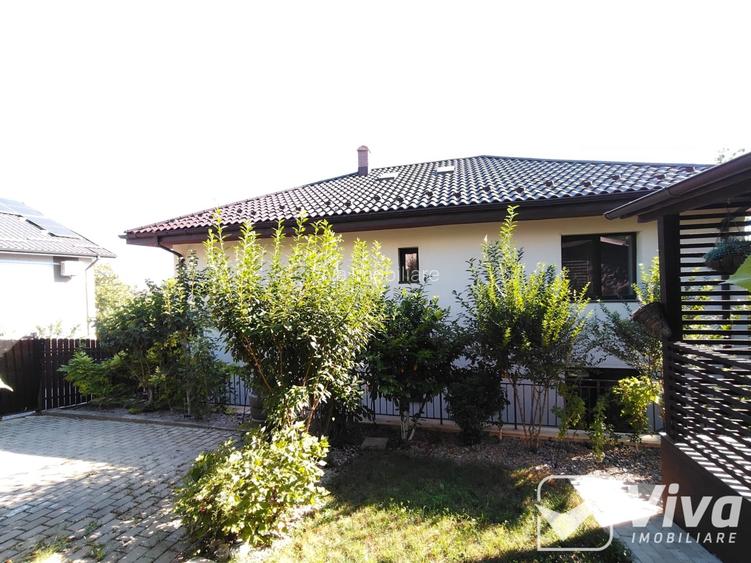 COMISION 0% | VILA PREMIUM IN VALEA ADANCA 200 MP UTILI | TEREN 410 MP - 25