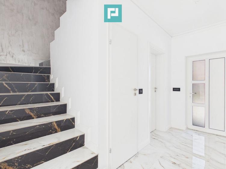 Casă Terraced / Townhouse, 120 mp utili, Sânmartin