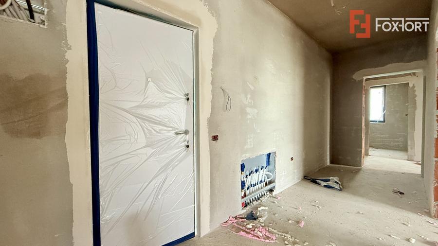 Apartament de vanzare, 3 camere + terasa de 15,62 mp, Drumul Boilor