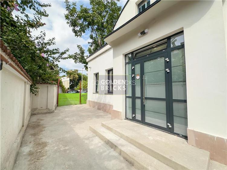 Unirii | Budapesta | Prima inchiriere | 5 camere | Parcare