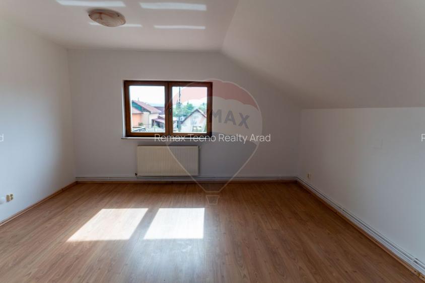 Vila  6 camere in Cristur, jud Hunedoara - 8