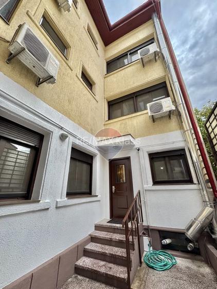 Vila cu 7 camere de închiriat în zona Domenii - 10