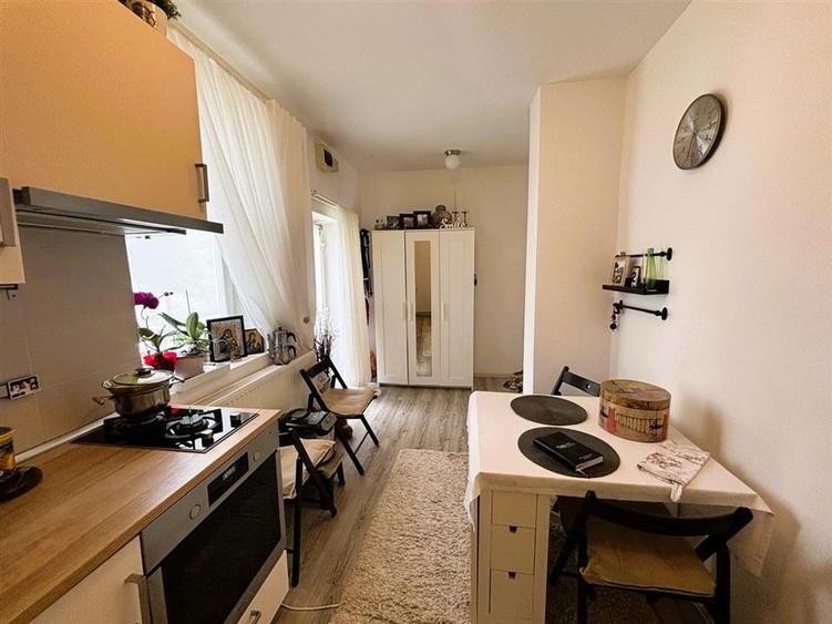 Apartament Cochet Ultracentral Curte 140MP Predeal