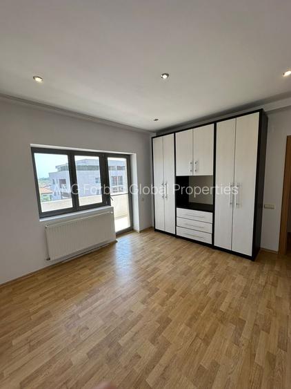 Confort modern și spațiu generos într-un apartament elegant din Pipera - 3