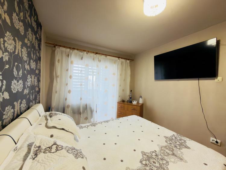 Apartament 3 camere, semidecomandat, 56mp - zona Sagului