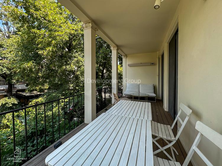 Eleganta interbelica pe Strada Washington | Terasa si parcare - 6