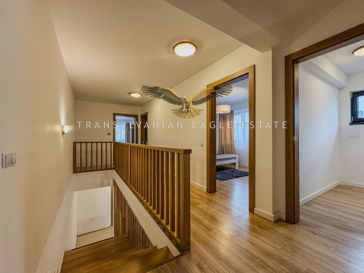 Casă modernă de tip duplex situată în Cartierul Europa