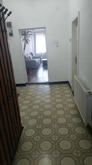 Apartament spațios, 2 camere decomandate, ultracentral, P-ța Unirii
