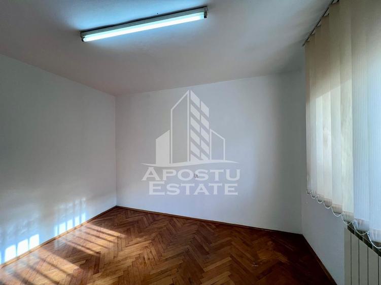Apartament de inchiriat la parter, 3 camere, Aradului, Timisoara