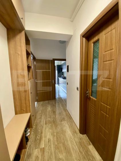 Apartament 2 camere, 2 băi, 70 mp, zona Tractorul