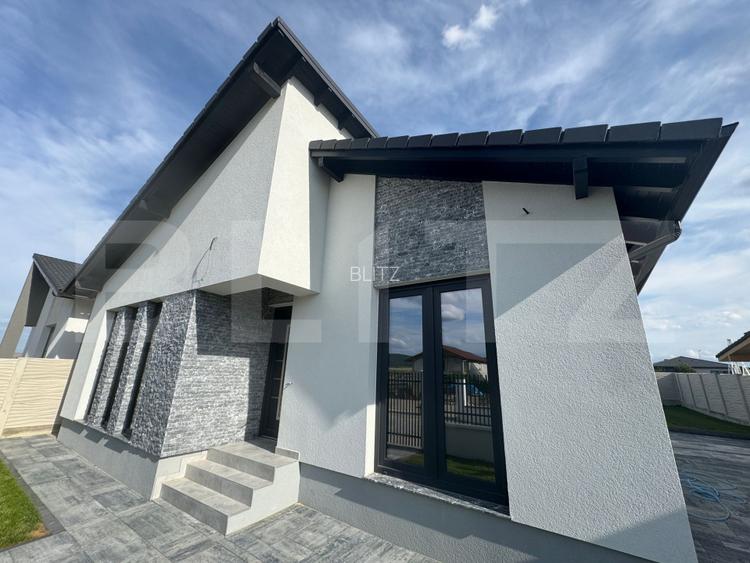 Casă individuală 90.30 mp, teren 387 mp, zona Orizont - 10