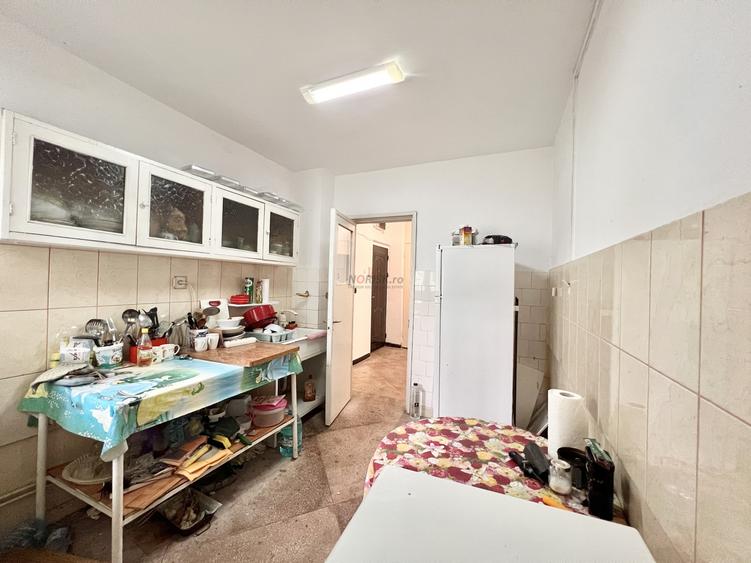 3 Camere I Vizavi de Parc PUCIOASA I 75 MP I Oportunitate !