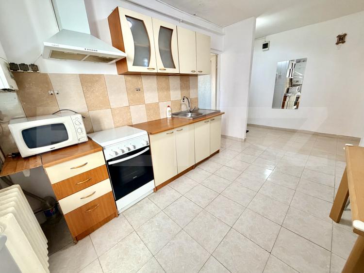 Apartament luminos 2 camere, 55 mp,etaj 3, zona Tolstoi