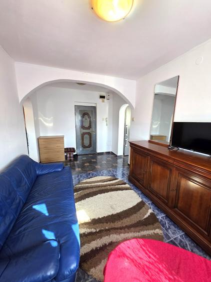 Cel mai ieftin 4 camere din Berceni, cu loc parcare si centrala proprie