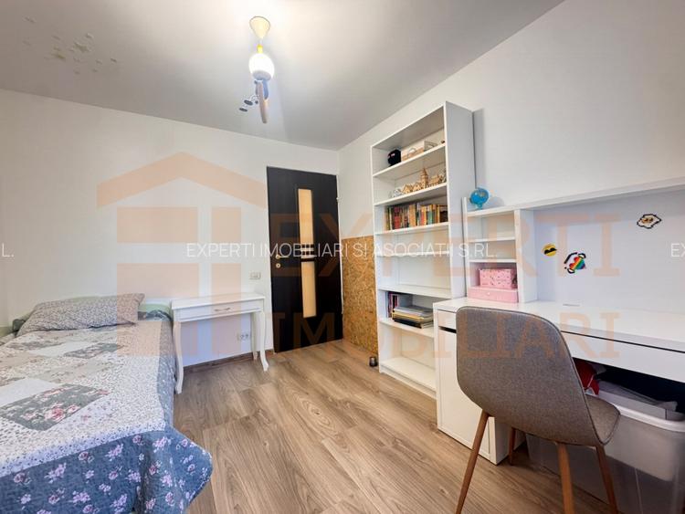 Apartament 3 camere decomandat, renovat integral, de vânzare în KM 5 – Constanța - 7