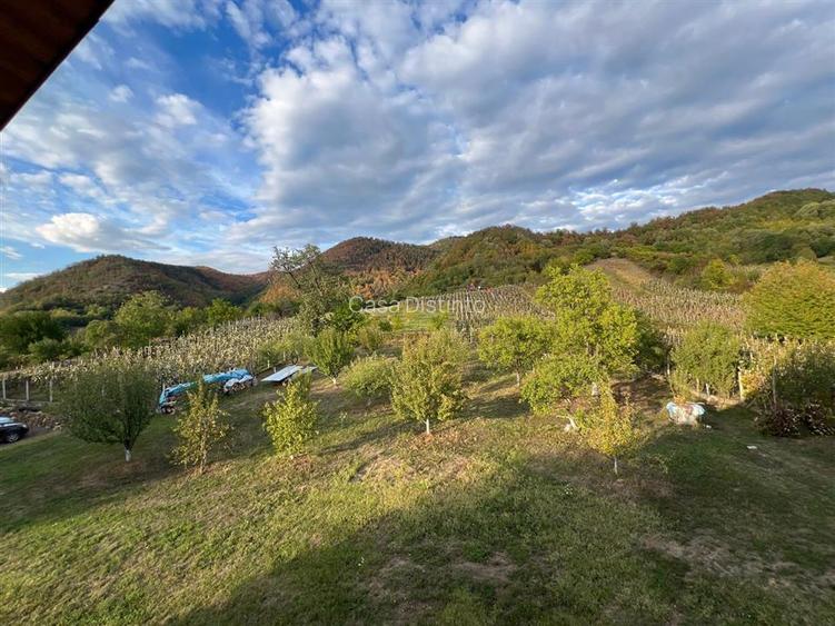 EXCLUSIVITATE! Casa deosebita cu potential de investitie