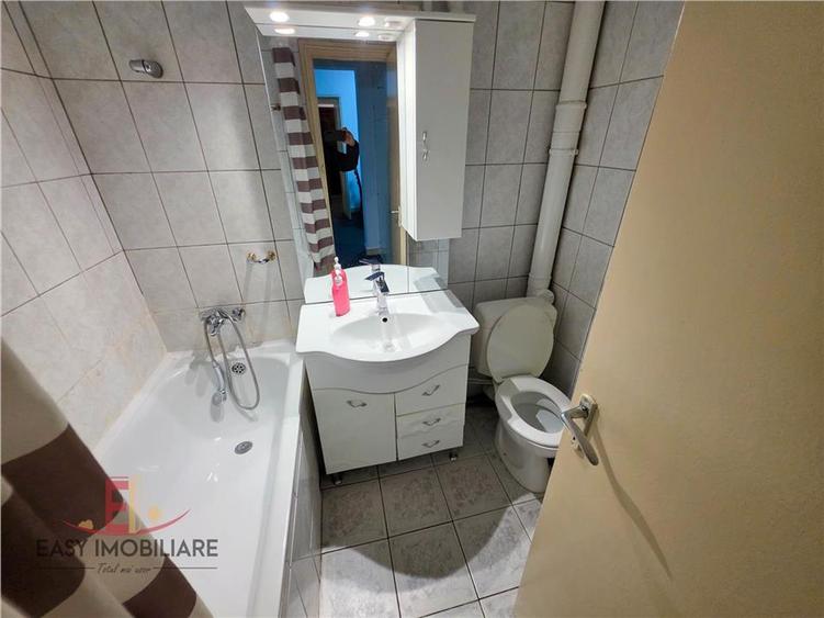 Apartament 3 camere, UMF, Aleea Cornisa, etaj 2, Targu Mures