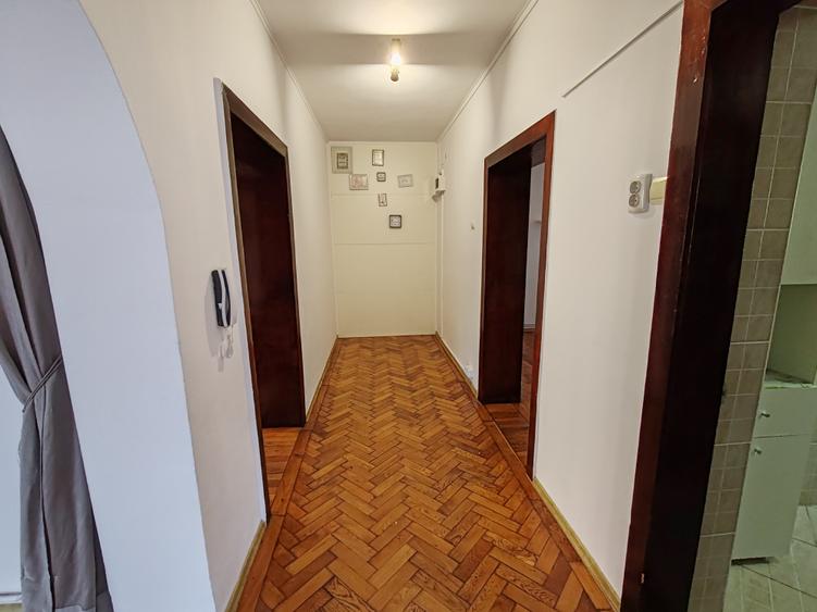 Spatiu comercial pretabil birouri, salon, after school zona Florilor